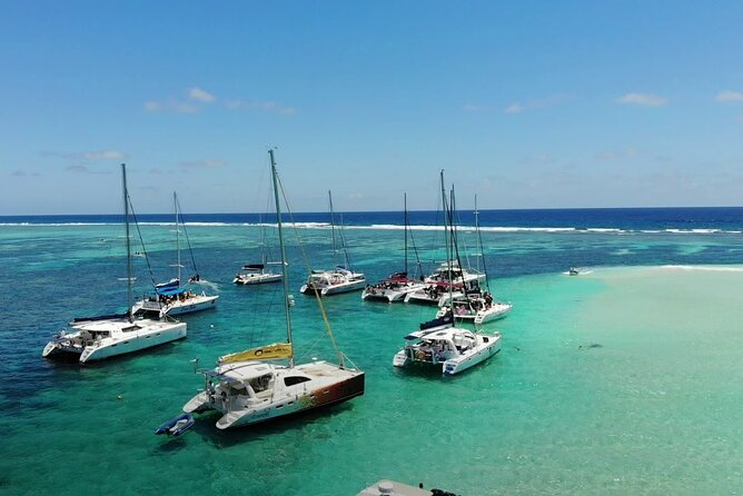 3 North Islands Catamaran Cruise with Lunch & Drinks on island. - Who will enjoy this Mauritius catamaran day?