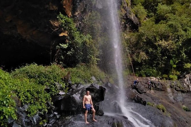 7 Cascades Half Day - A Mauritius picnic with Dholl Puri and Gateaux Piment