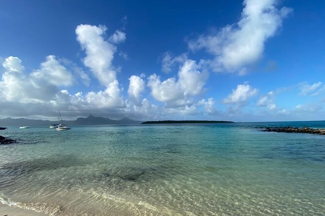 An Excursion of the South East Lagoon of Mauritius - Snorkeling around Île aux Aigrettes