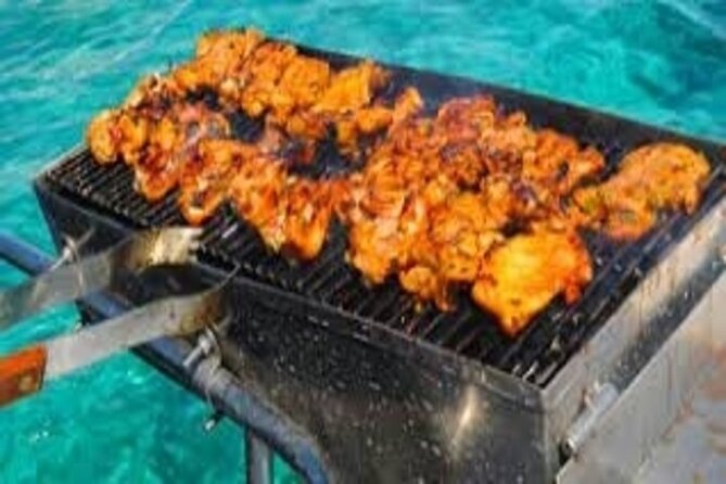 Catamaran, BBQ, Ile Gabriel , Ile Plate ,Coin de Mire - Day one: Grand Baie to Flat Island and Ile Gabriel