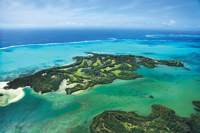 Catamaran Cruise: Isle aux Cerfs, Including BBQ Lunch, in Mauritius - Isle aux Cerfs, BBQ lunch, and open-bar drinks