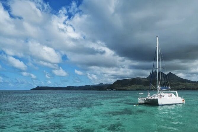 Catamaran Cruise: Isle aux Cerfs, Including BBQ Lunch, in Mauritius - The crew, timing, and overall feel