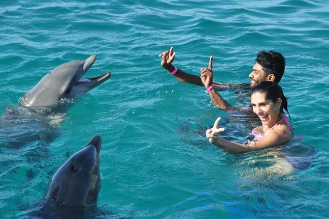 Catamaran Cruise to Ile Aux Bénitiers: Dolphin watch, Crystal Rock & Transfer - Barbecue lunch, drinks, and Mauritian atmosphere