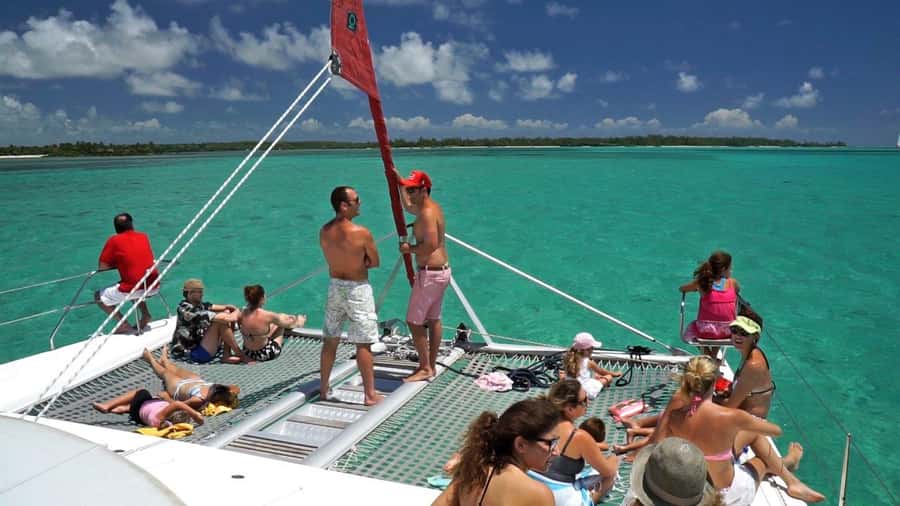 Catamaran Trip to Ile au Cerfs with Lunch and GRSE waterfall - Grand River South East Waterfall comes first