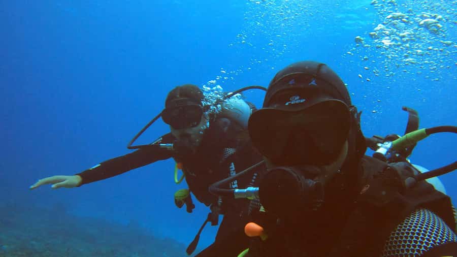 Discover Scuba Diving in the North of Mauritius - A patient approach matters more than bravado