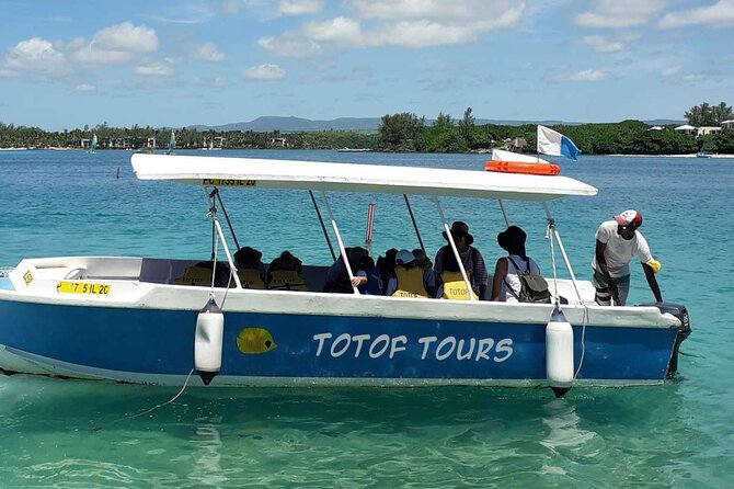 Discover the East of Mauritius: Full-day All-inclusive tour (Visit to 3 parks) - A three-course lunch keeps the day practical
