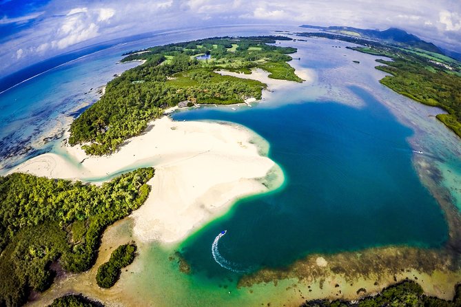 EAST Shared Cruise : OCÉANE Full day catamaran to Ile aux Cerfs - Key points to know before booking