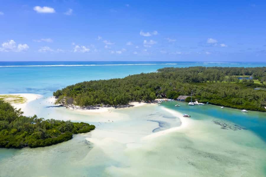 Exclusive Private Catamaran to Ile Aux Cerfs with Lunch - Key Points at a Glance