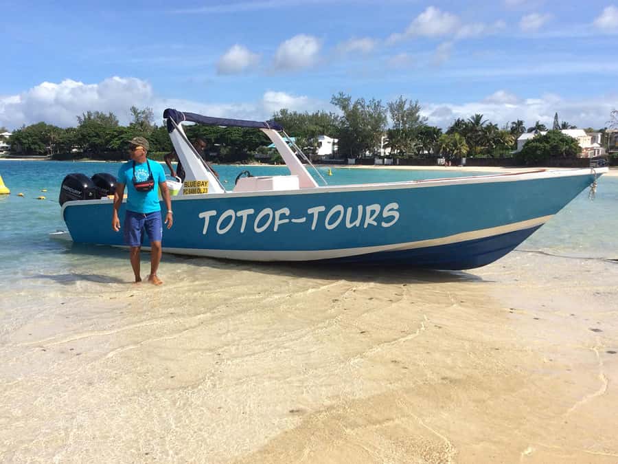 From Blue Bay: Ile aux Cerfs Speedboat Excursion with BBQ - Blue Bay Marine Park and the first 35 minutes
