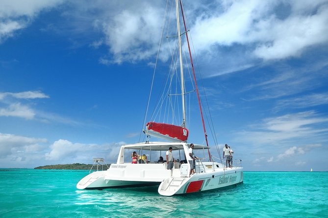 Full-Day Catamaran Cruise to Île aux Cerfs with BBQ Lunch - Returning safely and keeping track of time