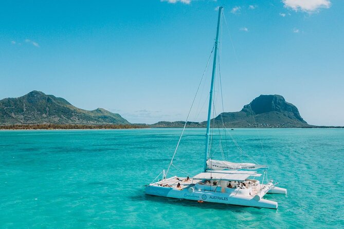 Full Day Catamaran Cruise - West Coast and Snorkeling Activity - Tamarin Bay and the dolphin possibility