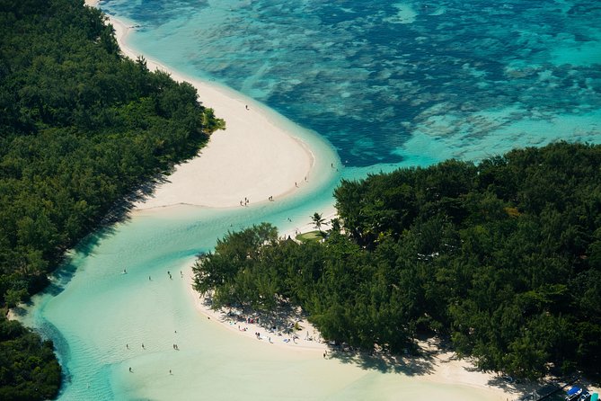 Full Day Ile aux Cerfs Speedboat Trip With Hotel Transfers (Private or Shared) - Lunch on Ilot Mangenie