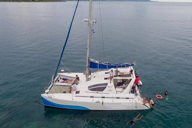 Full Day Private Catamaran Cruise to Bénitiers Island - Key points to know before booking