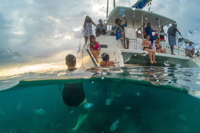 Full Day Private Catamaran Cruise to Bénitiers Island - Why this private Mauritius cruise works well