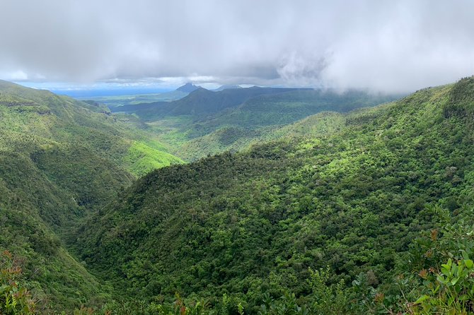 Full Day Private custom Tour with Drive-Guide in Mauritius - Who will get the most from this tour?