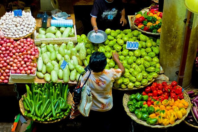 Full-day Private Mauritius Shopping Tour: including a Visit to the Capital City - Aapravasi Ghat and Mauritius’s immigrant story