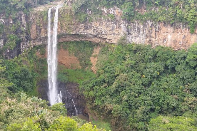 Full Day Private Tour in South of Mauritius - Chamarel’s colored earth and 100-meter waterfall