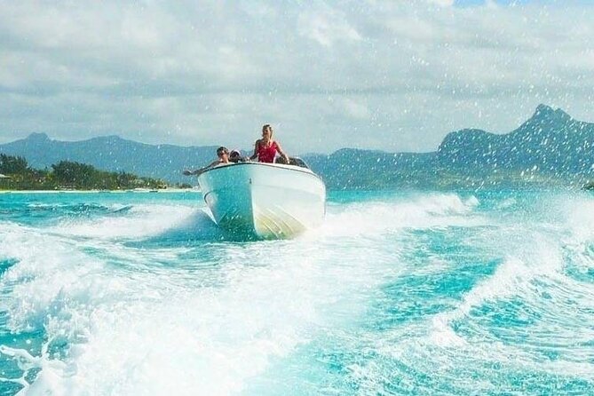 Full Day Shared Speed Boat in Ile Aux Cerfs Lunch & Transfer incl - Why Île aux Cerfs works well as a day trip