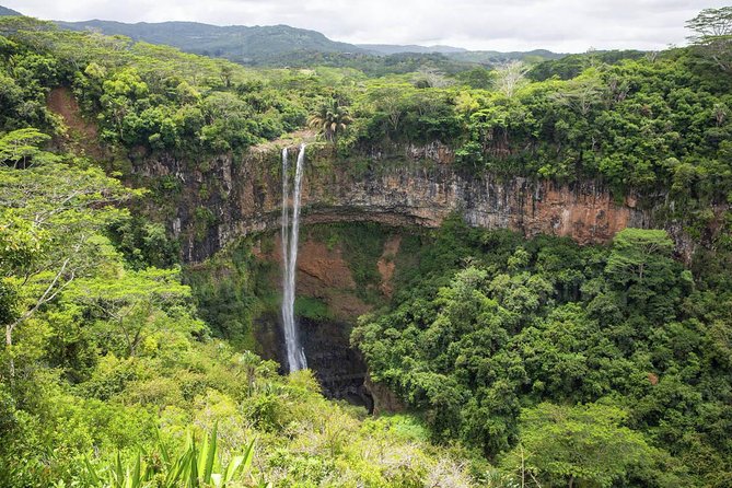 Full Day South Guided Tour Mauritius: Including Lunch - Chamarel Waterfalls: a brief but dramatic viewpoint
