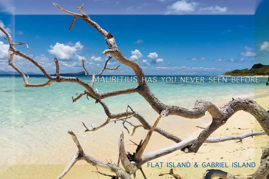 Grand Baie: Catamaran 3 Islands Cruise & Lunch on the Island - Ile Plate, where the BBQ lunch is served