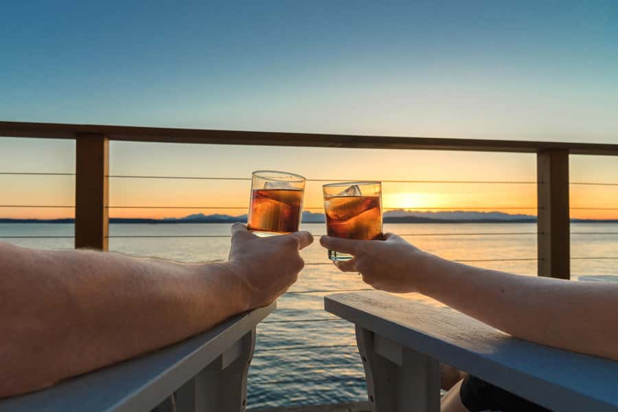 Grand Bay: Honeymoon/Lovers Sunset Tour with Romantic Dinner - The North Island view and the short sunset cruise