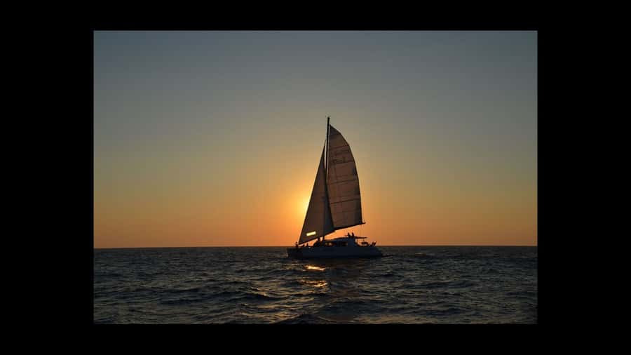 GrandBay-Sunset Cruise with Event Dinner for Private Groups - Who gets the best value from $810