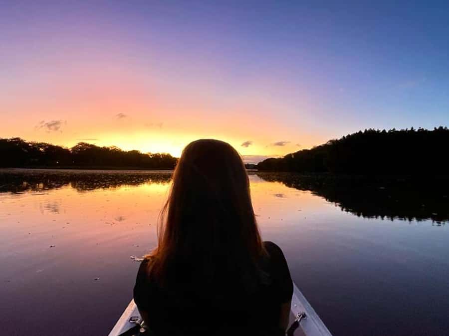 Guided Sundowner Kayak Tour - Heading north as the afternoon light softens