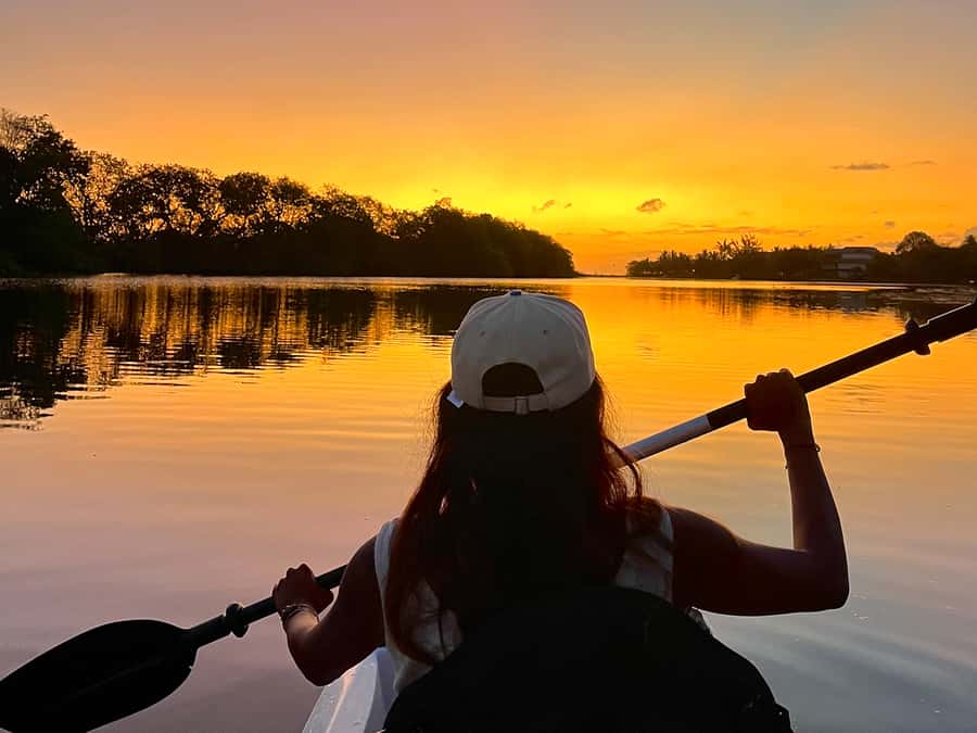 Guided Sundowner Kayak Tour - Meeting at Tamarin Bay beside the surf school