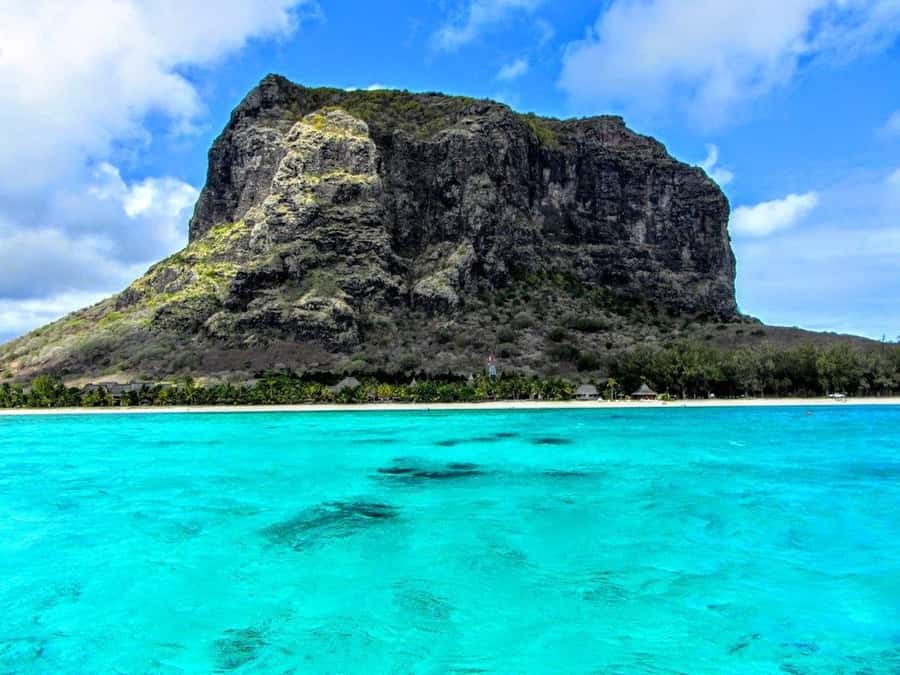 Hike Le Morne & Explore the Southwest (With Transportation) - What the Le Morne hike really demands