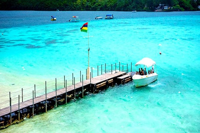 Ile aux 2 Cocos Full Day on All Inclusive with complimentary activities - Who will enjoy this experience most?