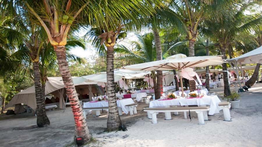 Ile Aux 2 Cocos with lunch and Snorkeling or Glass Bottom - A buffet lunch at 12:30
