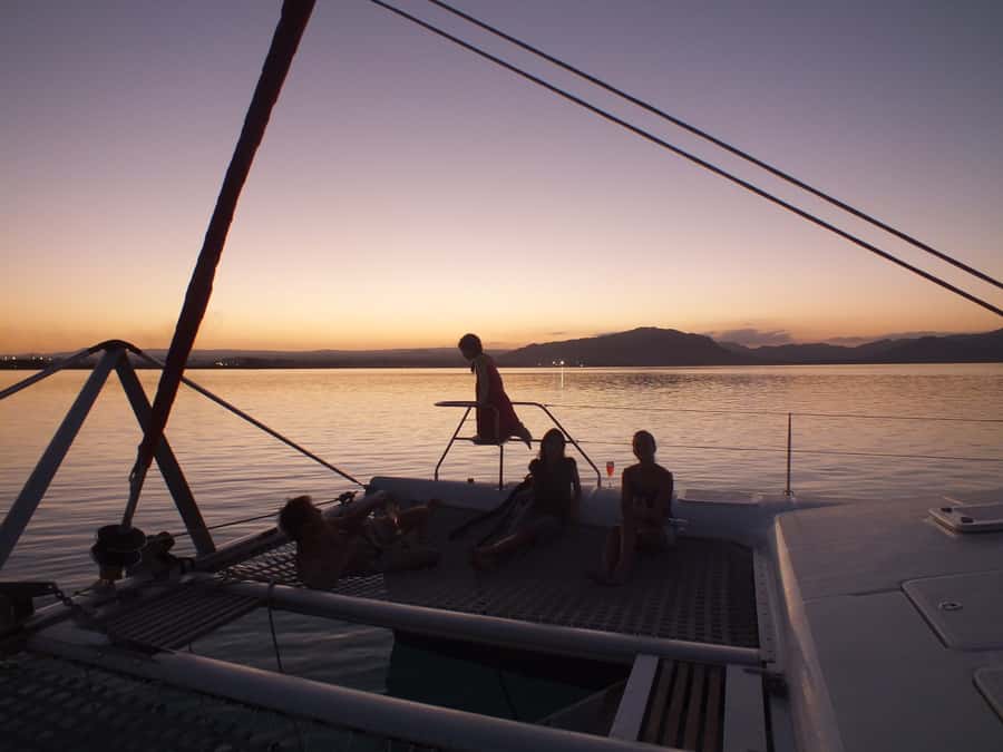 Ile aux Aigrettes: Private Sunset Cruise Tour - Choosing between Dalbair and Grand Port