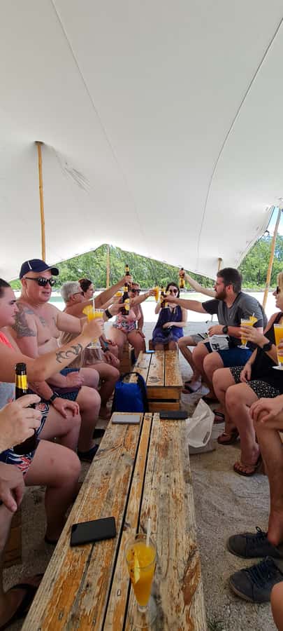 Ile aux Cerfs: Island & Waterfall Speedboat Tour with Lunch - The Grand River South East Waterfall