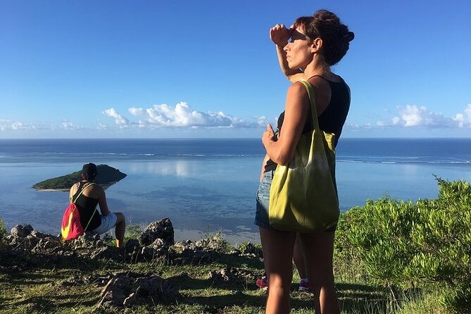 Le Morne Brabant Sunrise Hike - Meeting at Wapalapam and starting before the heat