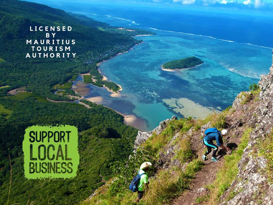 Le Morne Brabant: UNESCO Mountain Hike & Local Guides - Meeting your guide at Le Morne Kitesurfing Beach
