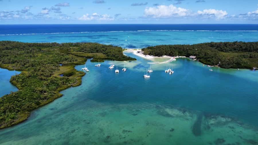 Mauritius 5 Islands Hopping Tours - PRIVATE BOAT - Key points to know before you go