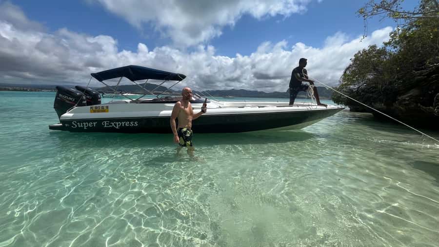 Mauritius 5 Islands Hopping Tours - PRIVATE BOAT - A beach BBQ with a full plate