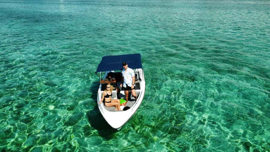 Mauritius 5 Islands Hopping Tours - PRIVATE BOAT - Grand River South East and the monkey encounter