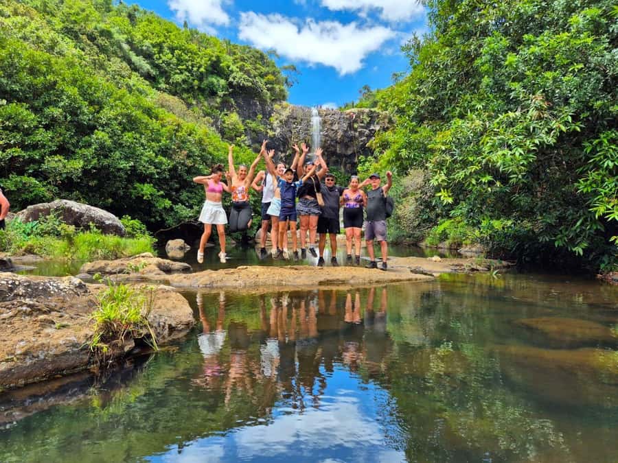 Mauritius-7 waterfalls short loop - Walking through forest and mountain country
