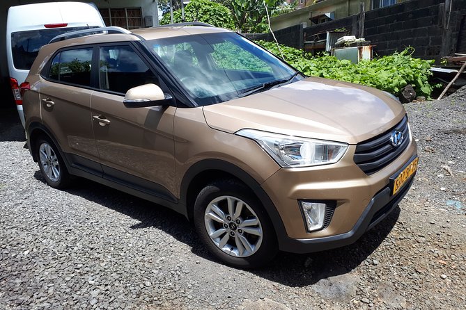 Mauritius Airport Transfer to Island Hotels by SUV Car - A private ride instead of a taxi queue