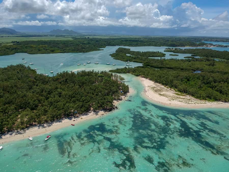 Mauritius: Boat trip to Ile aux Cerfs with Lunch/waterslide - Sega music on the way home