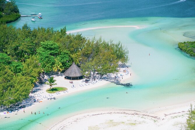 Mauritius: Catamaran Cruise to Ile Aux Cerfs with BBQ Lunch - Sailing back with Mauritian Sega