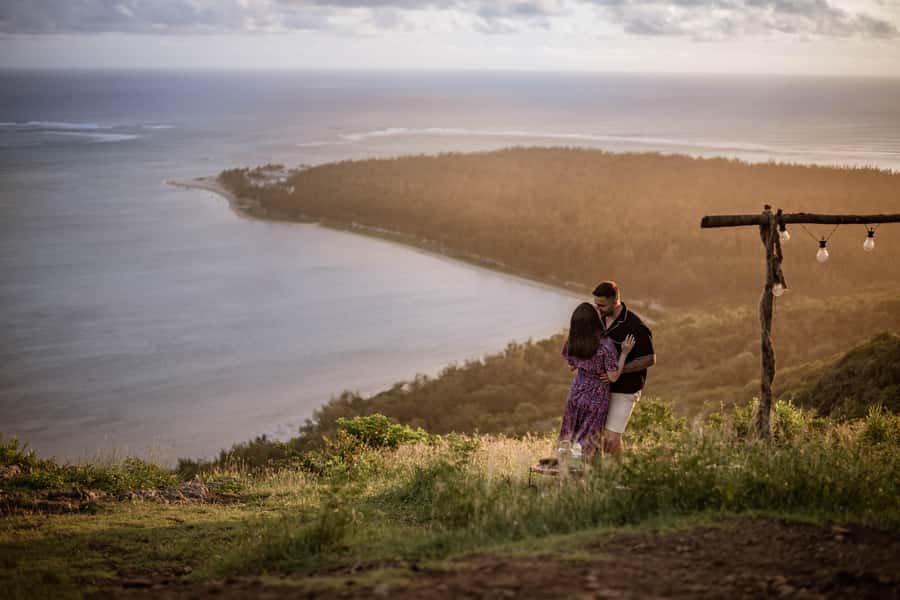 Mauritius: Exclusive Le Morne Sunset Hike & Aperitivo - The ascent: greenery, views, and local stories