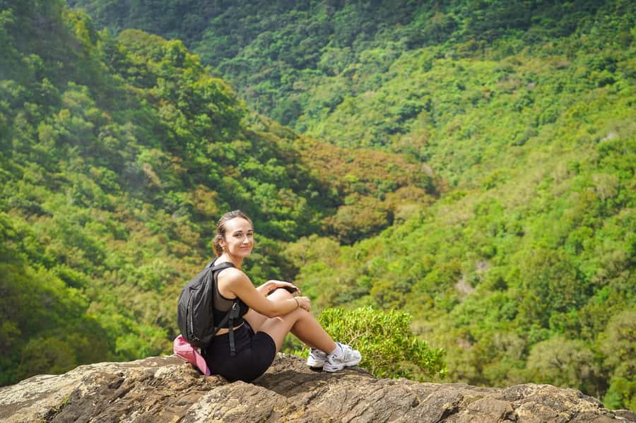 Mauritius: Exploring the Tamarind Falls with a Guide - Timing, meeting point, and transport
