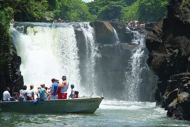 Mauritius : Full day All inclusive Ile aux cerfs Catamaran cruise - Is $139.11 good value?
