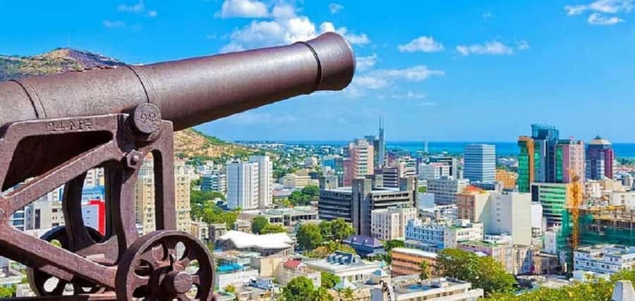 Mauritius: Full Day Tour of the North with Hotel Transfer - Fort Adelaide and the best city view
