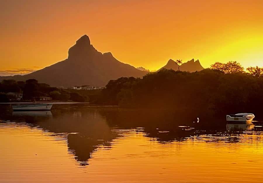 Mauritius: Guided Sunrise Kayak Tour on the Tamarin River - Who will enjoy this sunrise paddle most?