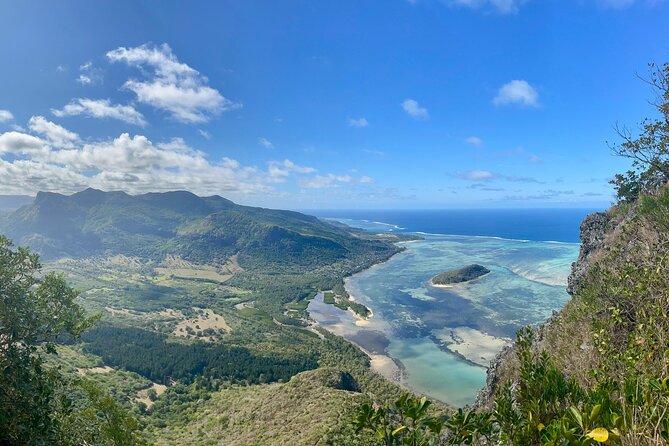 Mauritius: Le Morne: Intimate Hike Away from the Crowd - Meeting Vanessa at Wapalapam Island Eatery
