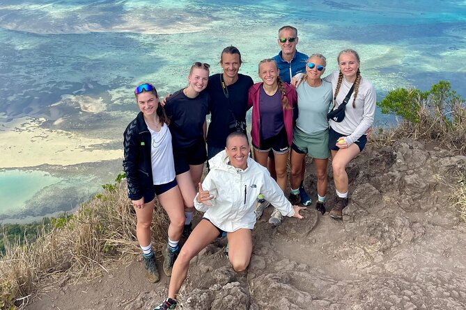 Mauritius: Le Morne: Intimate Hike Away from the Crowd - The final ascent leads to a 493-meter summit
