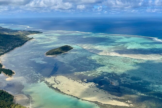 Mauritius: Le Morne: Intimate Hike Away from the Crowd - The climb begins with a steady 260-meter ascent